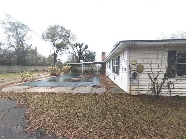 206 Summit, Gilmer, TX 75644