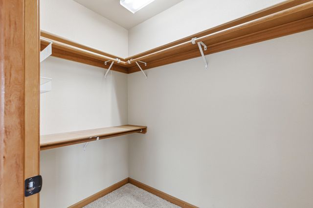 602 Barton Road, Eagle Point, OR 97524