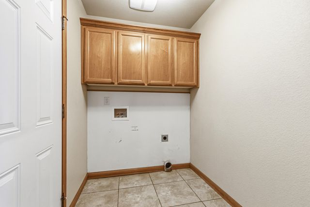 602 Barton Road, Eagle Point, OR 97524