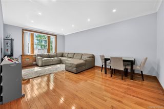 69-09 108th St 504, Forest Hills, NY 11375