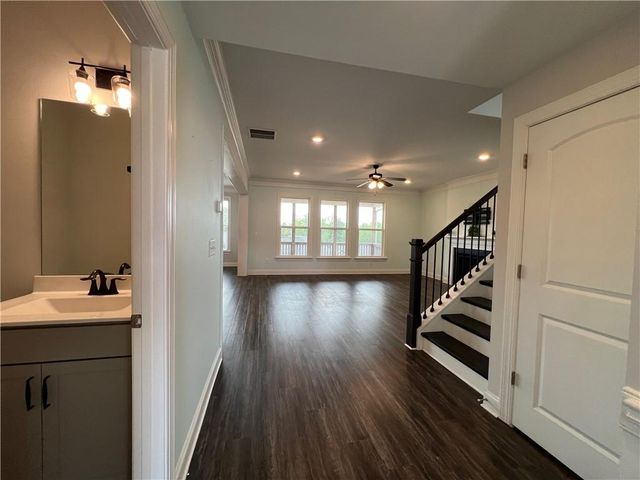 5458 Summer Pine Place, Buford, GA 30518