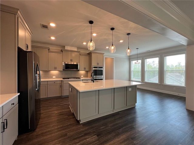 5458 Summer Pine Place, Buford, GA 30518
