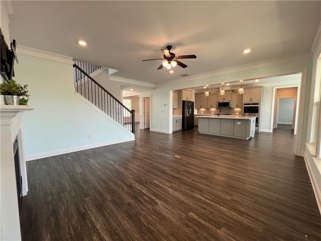 5458 Summer Pine Place, Buford, GA 30518