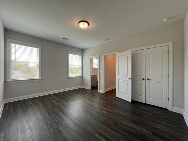 5458 Summer Pine Place, Buford, GA 30518
