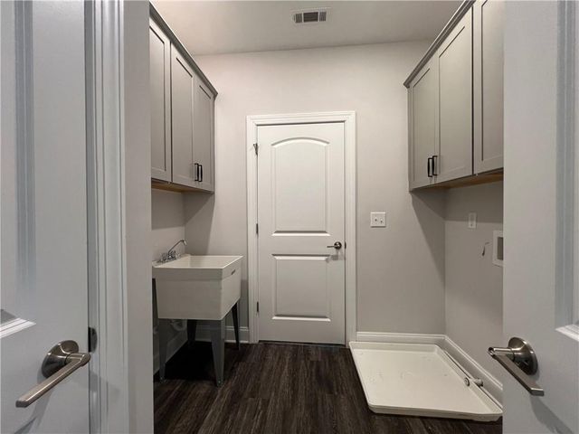 5458 Summer Pine Place, Buford, GA 30518