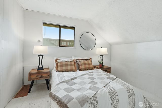 6519 17th Street NW, Seattle, WA 98117