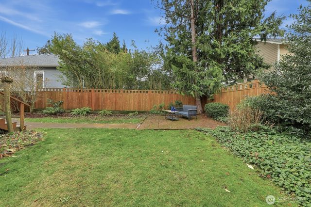 6519 17th Street NW, Seattle, WA 98117