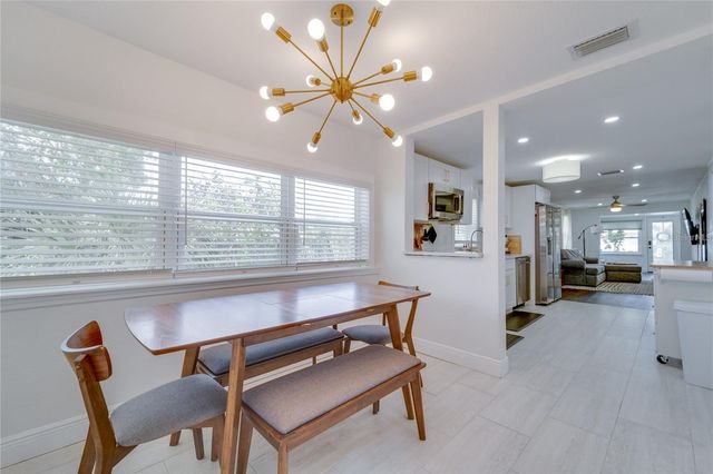 2410 CENTER AVENUE, Orlando, FL 32806