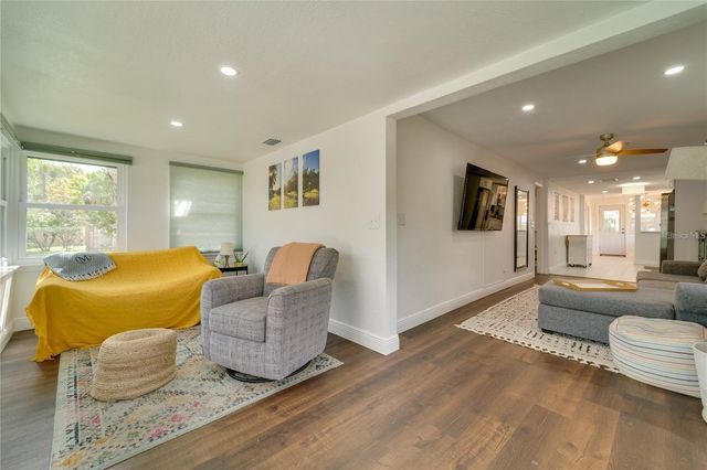 2410 CENTER AVENUE, Orlando, FL 32806