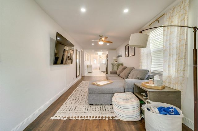 2410 CENTER AVENUE, Orlando, FL 32806