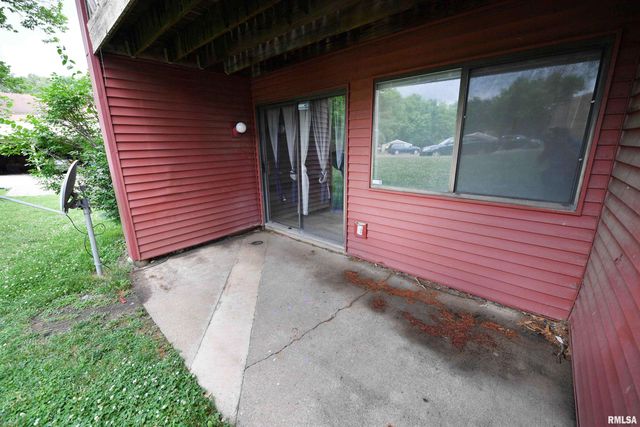 5734 N AUTUMN RIDGE Court, Peoria, IL 61615