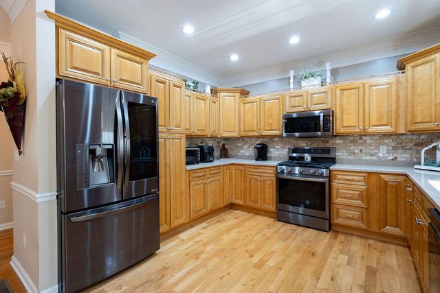 135 Arrowhead Drive, Morehead, KY 40351