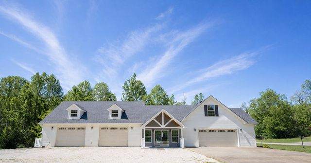 135 Arrowhead Drive, Morehead, KY 40351