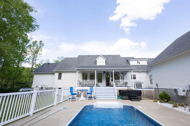 135 Arrowhead Drive, Morehead, KY 40351