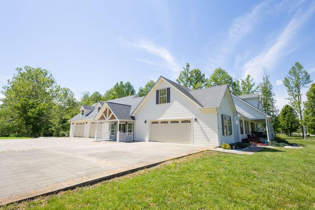 135 Arrowhead Drive, Morehead, KY 40351