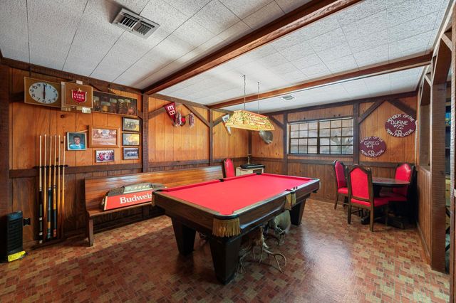 502 Dan Street, East Bernard, TX 77435