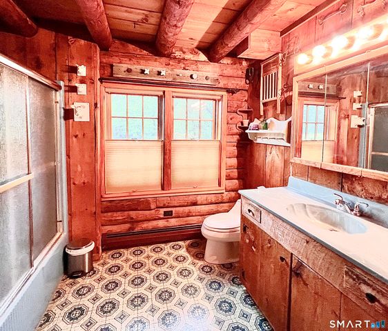 426 Platt Hill Road, Winchester, CT 06098