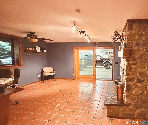 426 Platt Hill Road, Winchester, CT 06098