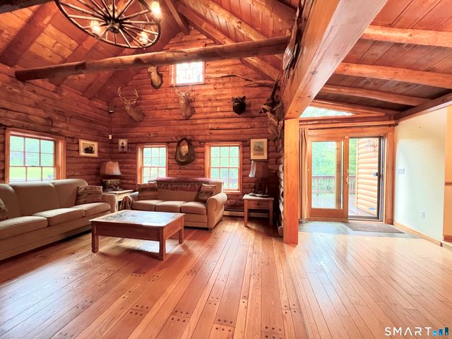 426 Platt Hill Road, Winchester, CT 06098