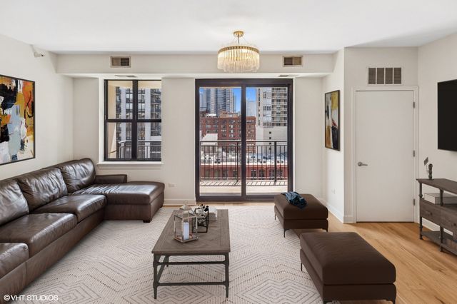 451 W Huron Street 910, Chicago, IL 60610