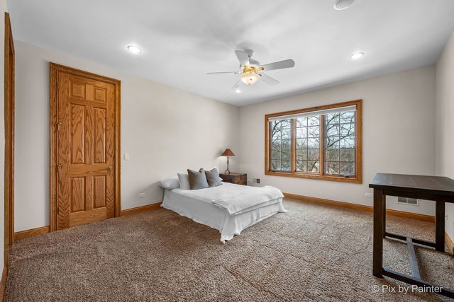 2917 Fox Knoll Court, Johnsburg, IL 60051