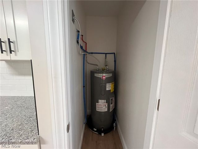 13325 Carrington Avenue, Cleveland, OH 44135