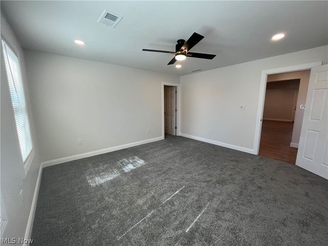 13325 Carrington Avenue, Cleveland, OH 44135