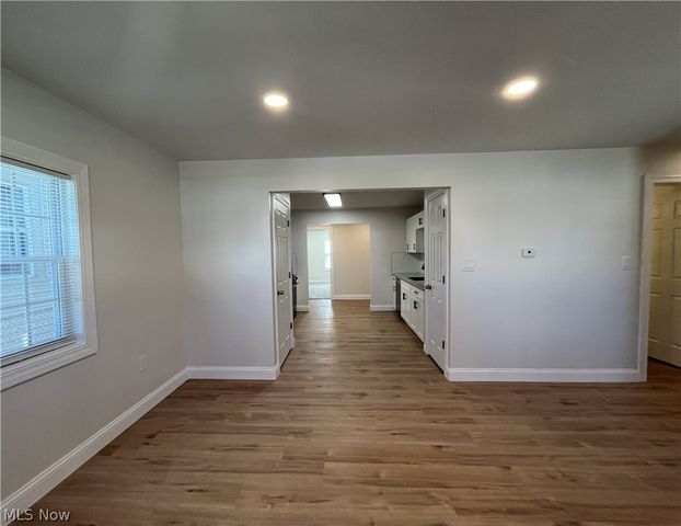 13325 Carrington Avenue, Cleveland, OH 44135