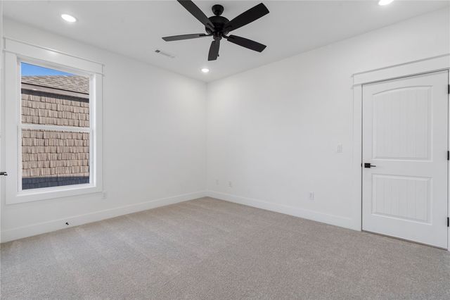 431 Hedge Drive, Centerton, AR 72719