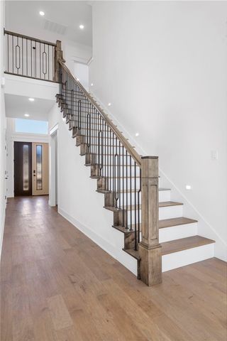 431 Hedge Drive, Centerton, AR 72719