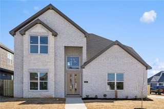 431 Hedge Drive, Centerton, AR 72719