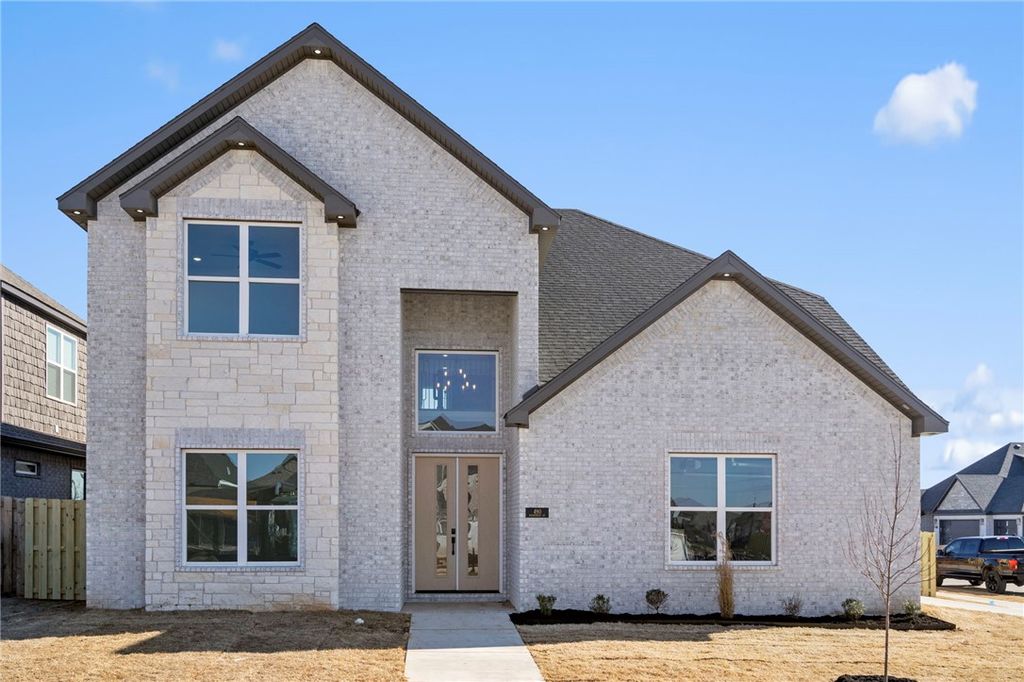 431 Hedge Drive, Centerton, AR 72719