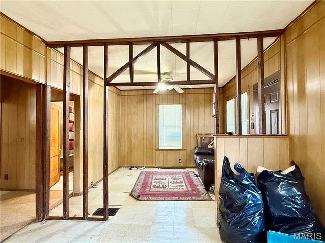 5819 Helen Avenue, Jennings, MO 63136