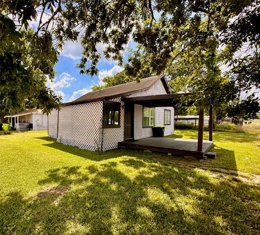 3619 5th Street, Stafford, TX 77477