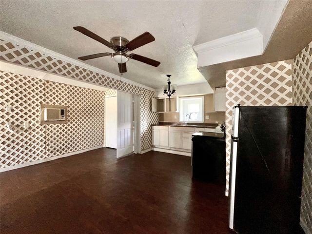 3619 5th Street, Stafford, TX 77477