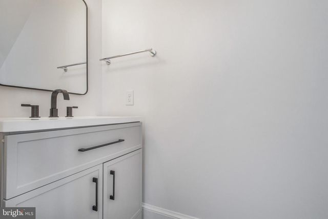 1216 SOPHIA ST, Fredericksburg, VA 22401