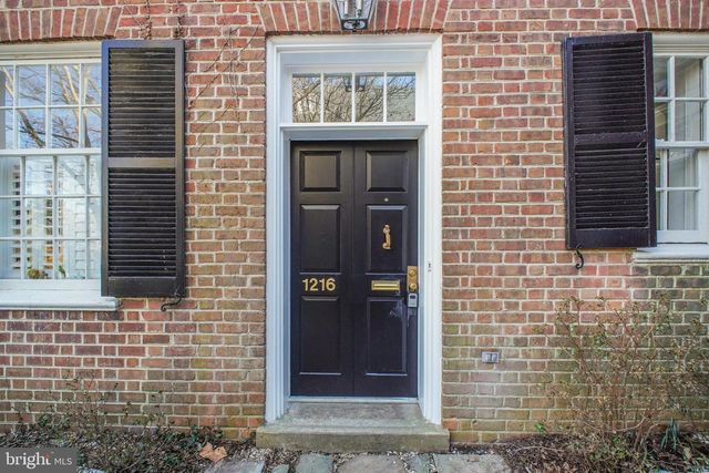 1216 SOPHIA ST, Fredericksburg, VA 22401