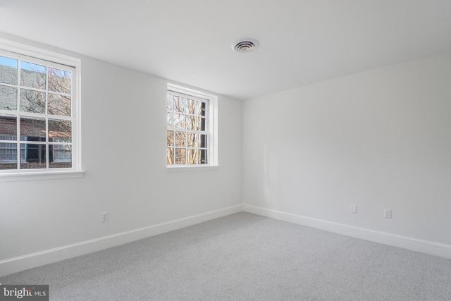 1216 SOPHIA ST, Fredericksburg, VA 22401