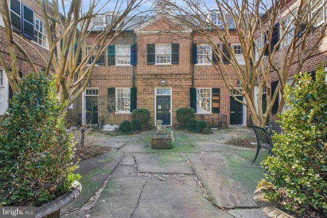 1216 SOPHIA ST, Fredericksburg, VA 22401