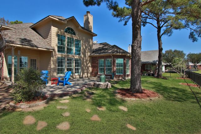 16215 Zinnia Drive, Houston, TX 77095