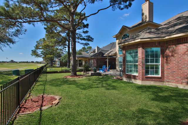 16215 Zinnia Drive, Houston, TX 77095