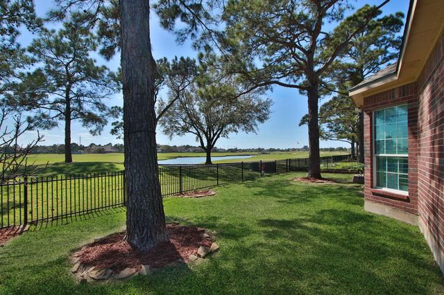 16215 Zinnia Drive, Houston, TX 77095