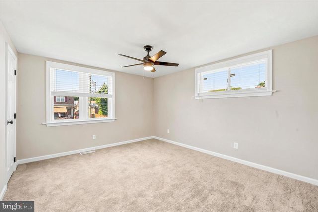 18 W MADISON AVE, Clifton Heights, PA 19018