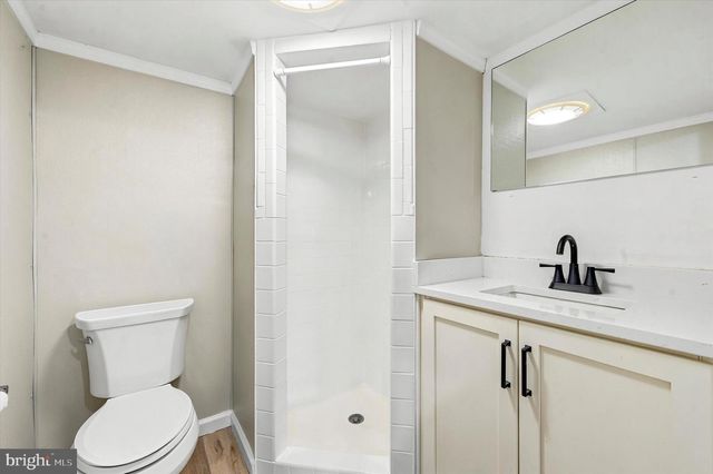 18 W MADISON AVE, Clifton Heights, PA 19018