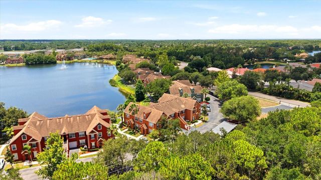 9256 LAKE CHASE ISLAND WAY, Tampa, FL 33626