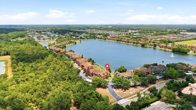 9256 LAKE CHASE ISLAND WAY, Tampa, FL 33626