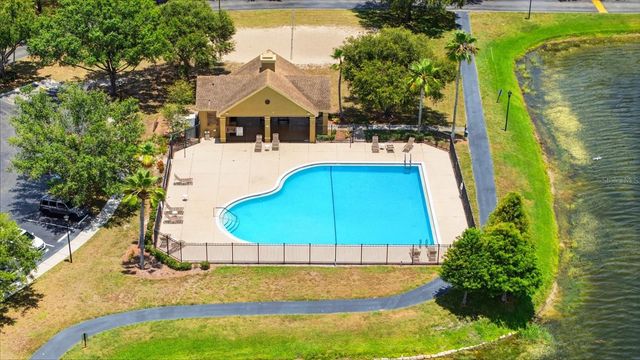 9256 LAKE CHASE ISLAND WAY, Tampa, FL 33626