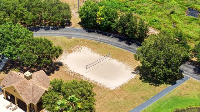 9256 LAKE CHASE ISLAND WAY, Tampa, FL 33626