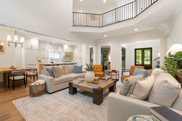 119 Century Oak Dr, Franklin, TN 37069