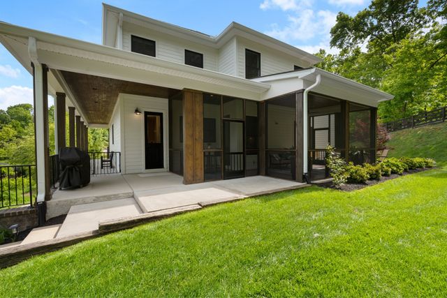 119 Century Oak Dr, Franklin, TN 37069